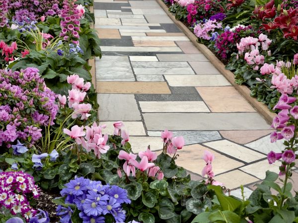 Cost of Garden Path Installation in Orange Park