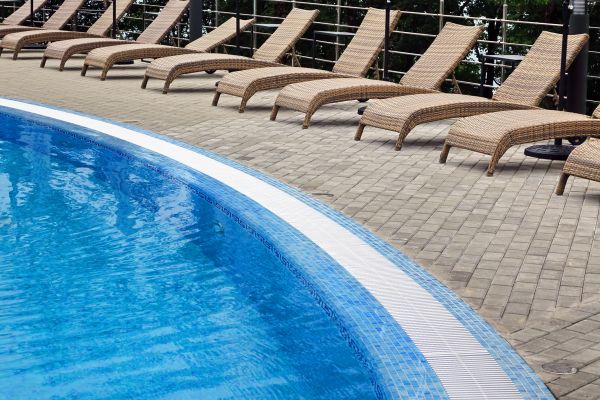 Cost of Poolside Hardscaping in Orange Park
